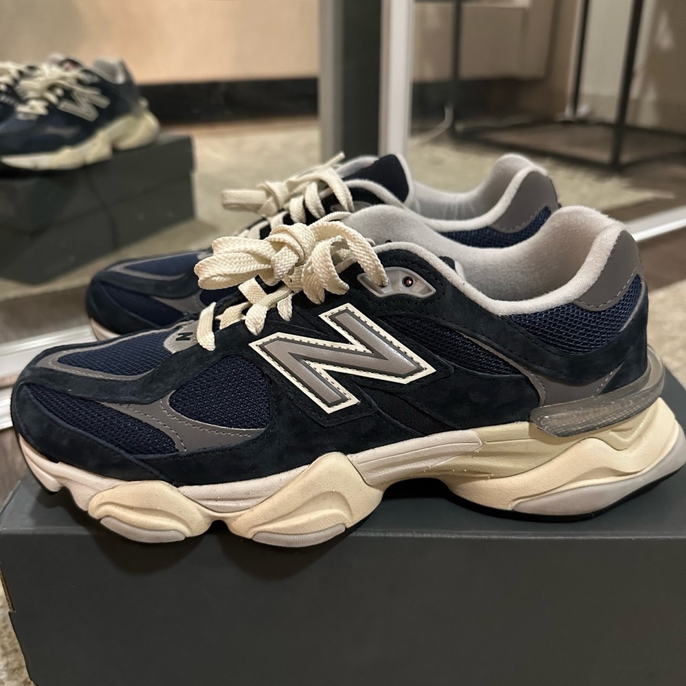 New balance 9060 ‘Outer Space’ 7.5 us women/9 us men